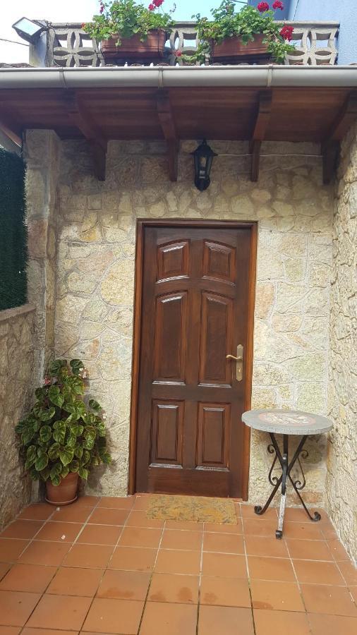 Ferienwohnung Casa Victoria Onís Exterior foto